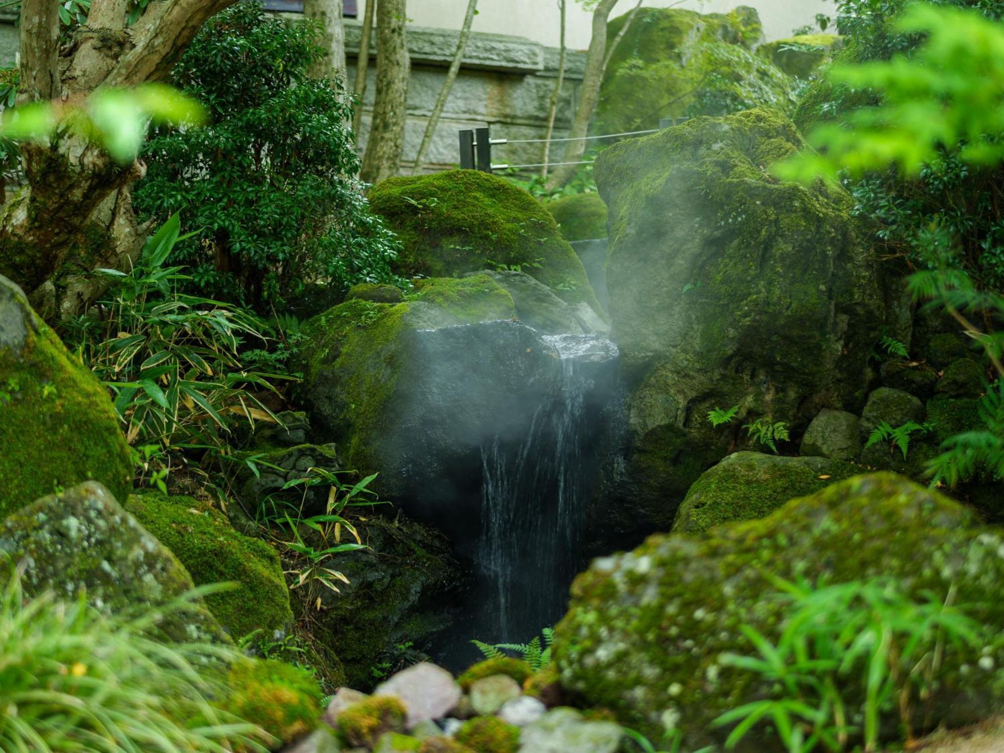 Yufuin Rakuyu Hotel Exterior photo