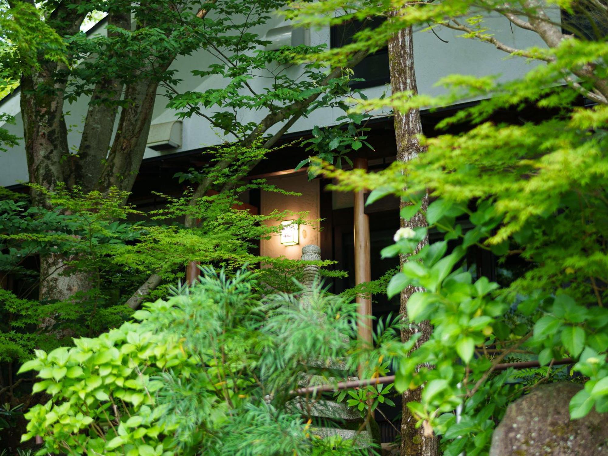 Yufuin Rakuyu Hotel Exterior photo