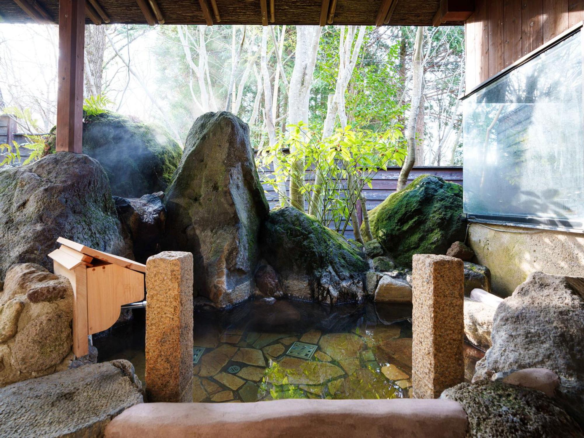 Yufuin Rakuyu Hotel Exterior photo